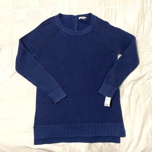 Tyler Boe Women’s Size Medium 100% cotton sweater with back top buttons.